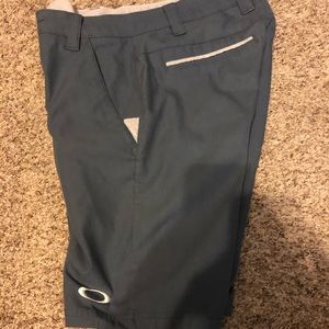 Oakley golf shorts